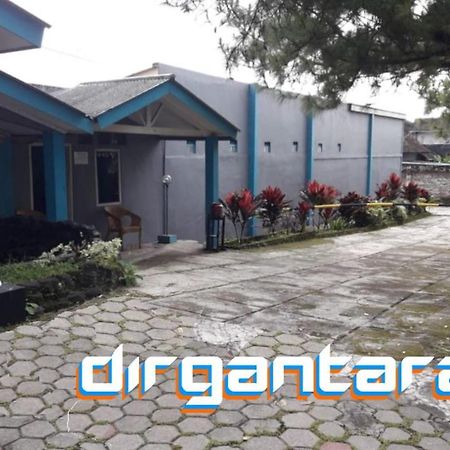 Parakan  Hotel Dirgantara מראה חיצוני תמונה
