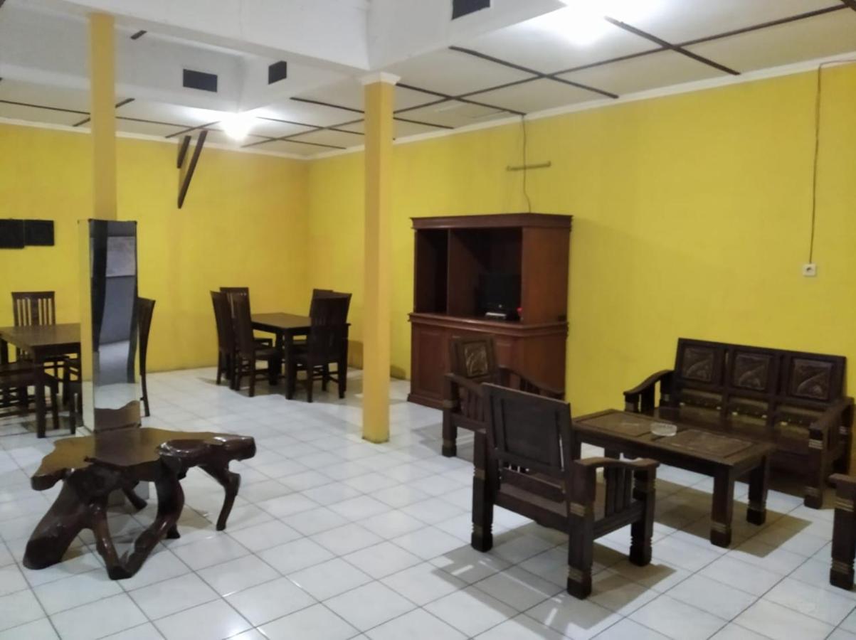 Parakan  Hotel Dirgantara מראה חיצוני תמונה